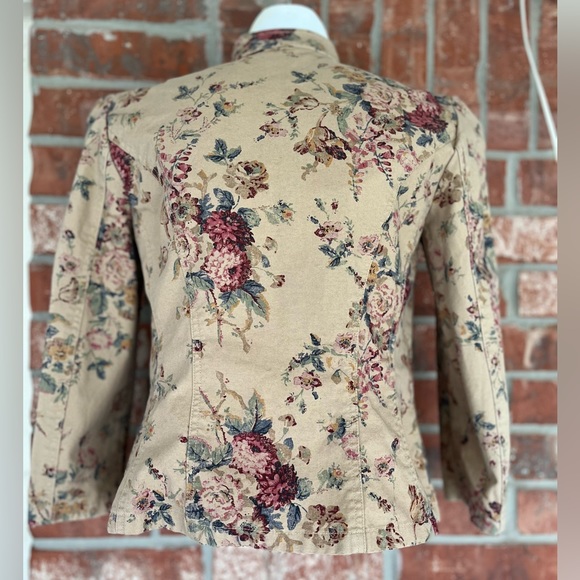 Chaps Women's Floral Print Blazer EUC - Picture 2 of 5